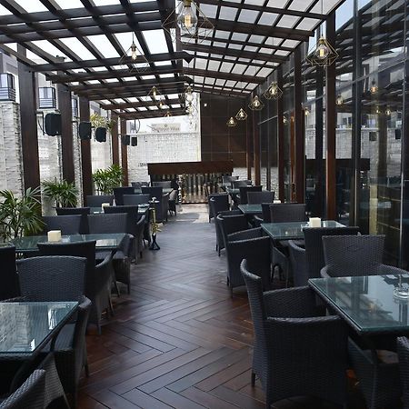 Inde Hotel Chattarpur 뉴델리 외부 사진