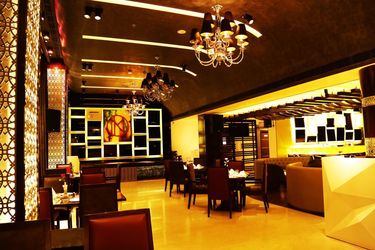 Inde Hotel Chattarpur 뉴델리 외부 사진