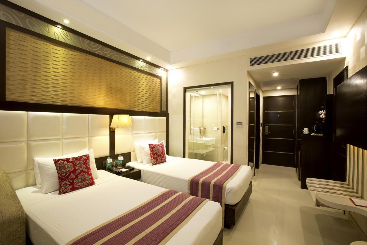 Inde Hotel Chattarpur 뉴델리 외부 사진