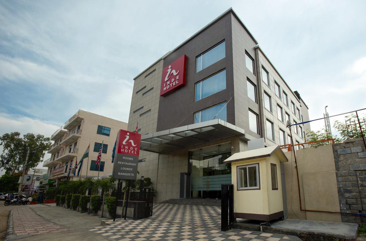 Inde Hotel Chattarpur 뉴델리 외부 사진