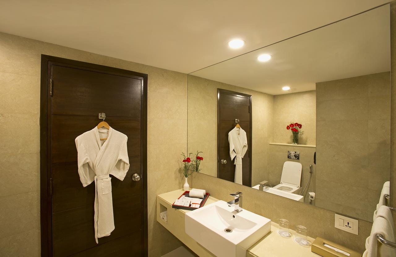Inde Hotel Chattarpur 뉴델리 외부 사진